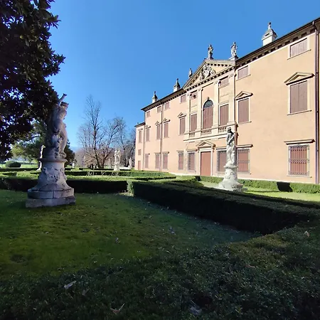 Da Schio - Il Cedro By World Апартаменты Castelgomberto